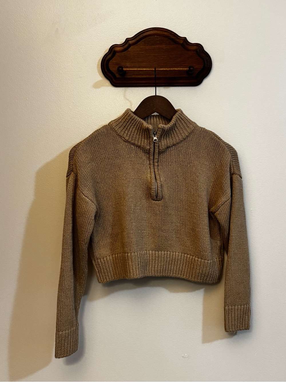 Cake Cropped Half-Zip Turtleneck Sweater - Taupe